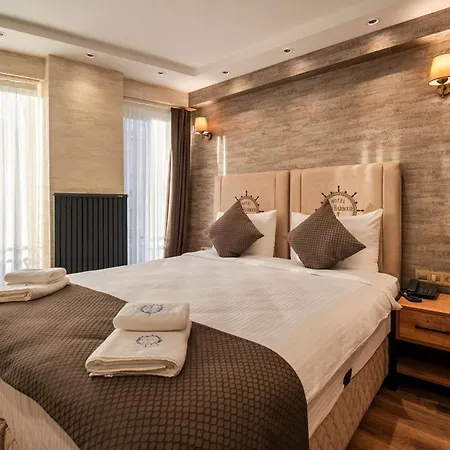 Hotell Old Harbour 3*