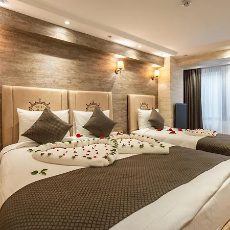 Old Harbour Otel