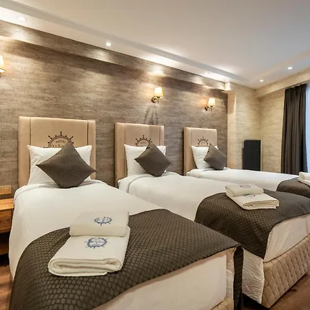 Old Harbour Otel