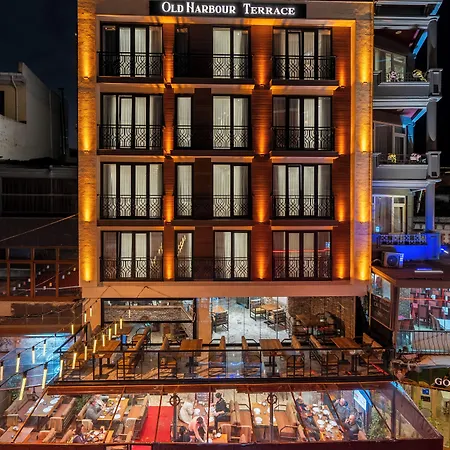 Old Harbour Hotel